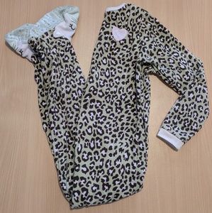 Carter's Pajamas - Leopard print cat pajamas Carter's Pajamas - Leopard print cat pajamas